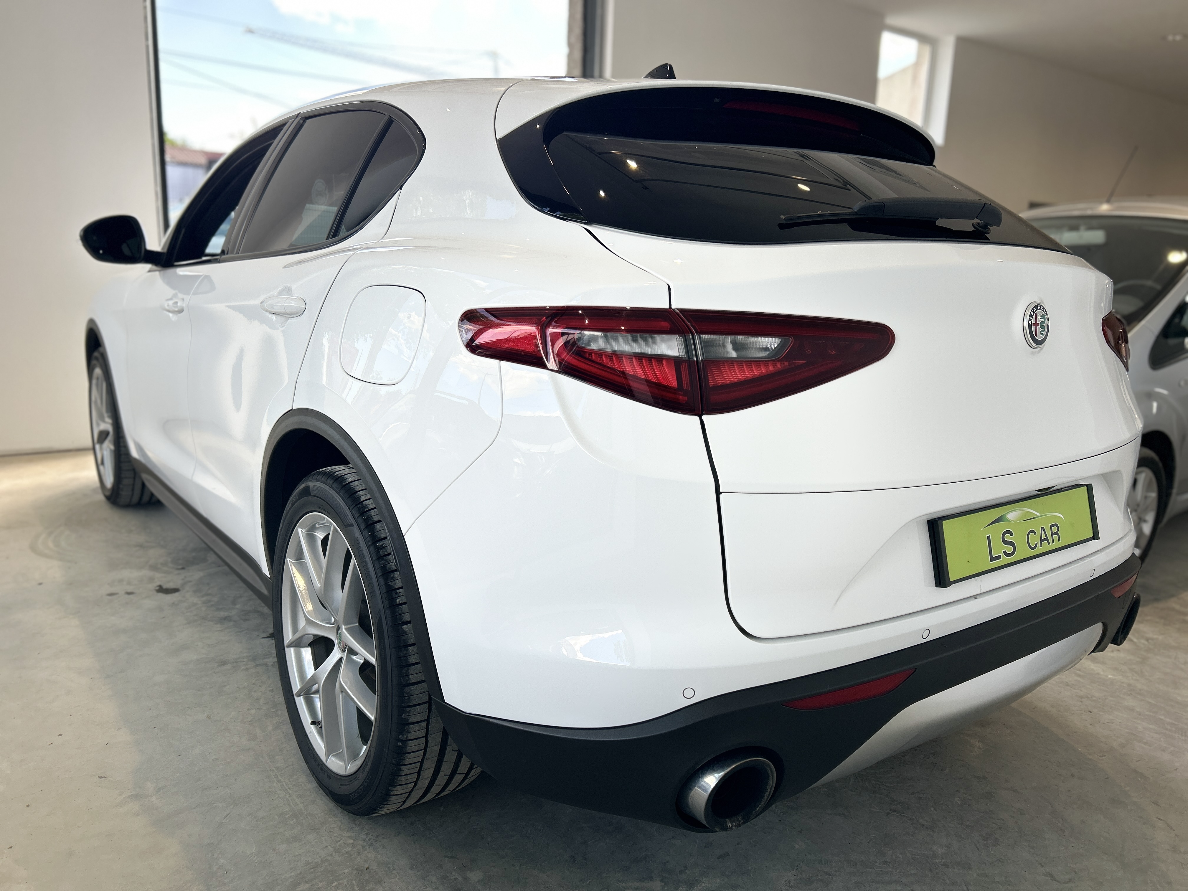 Alfa Romeo Stelvio 2.0 TURBO 280 Q4 FIRST EDITION AT8