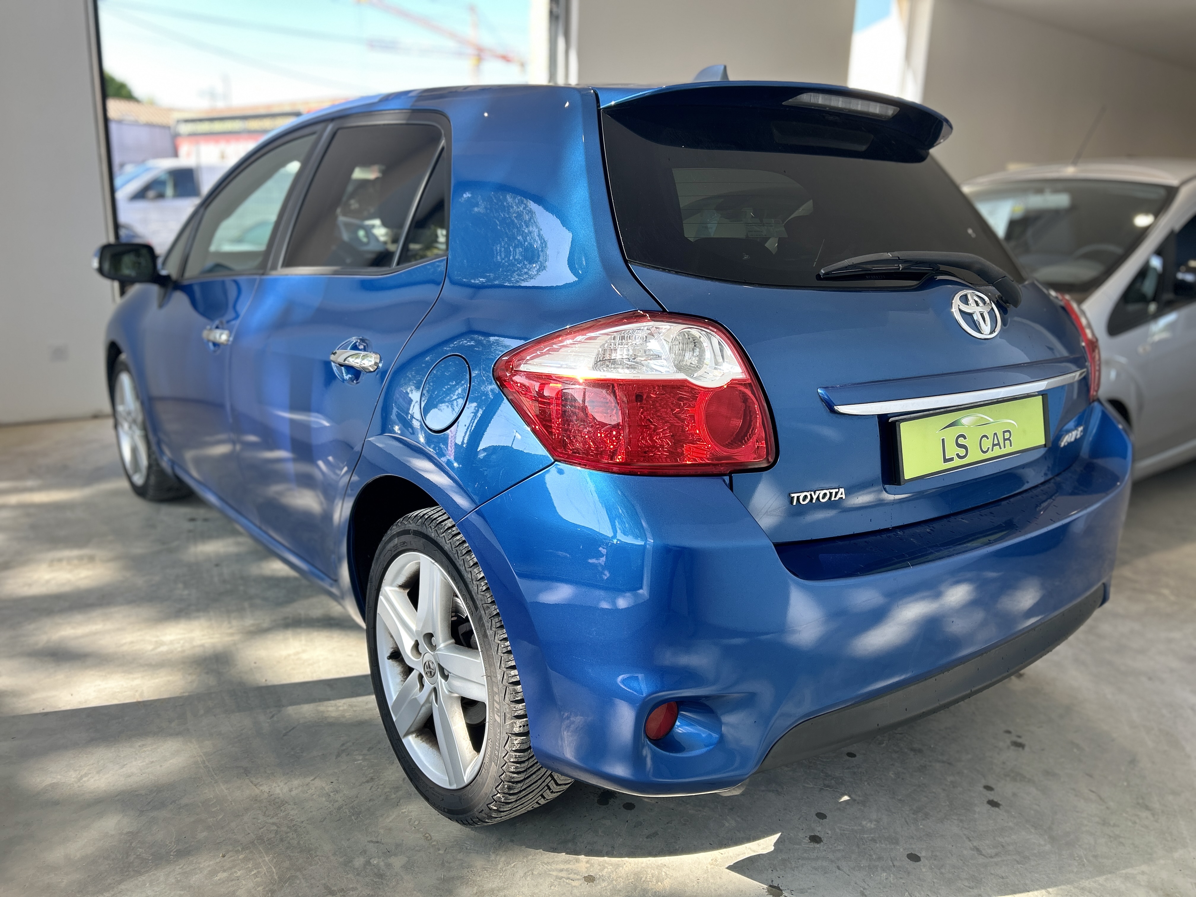 Toyota Auris 1.4 D-4D 90 ch Edition Les Bleus