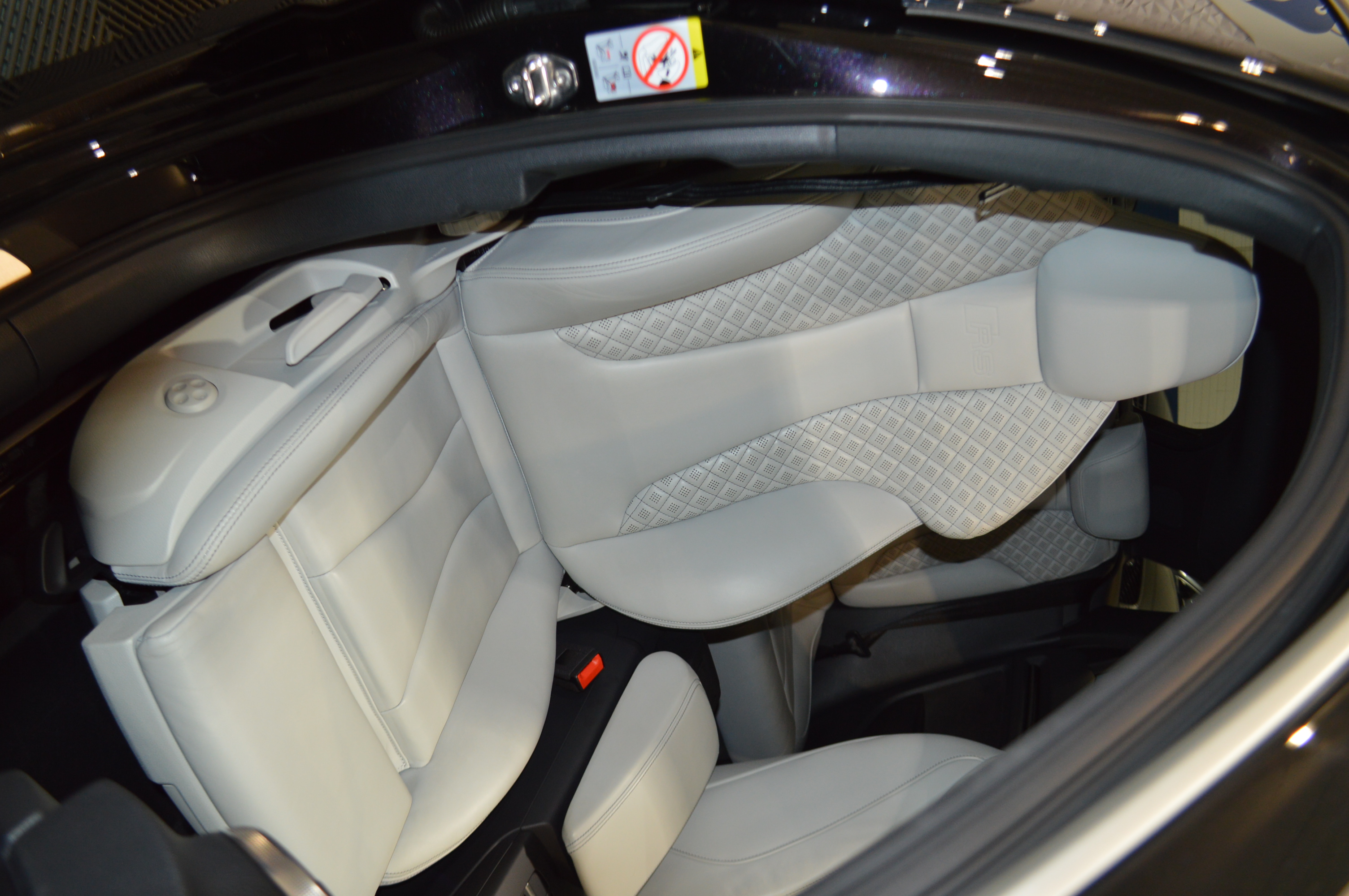 Audi RS3 II (2) SPORTBACK 2.5 TFSI 400 QUATTRO S TRONIC