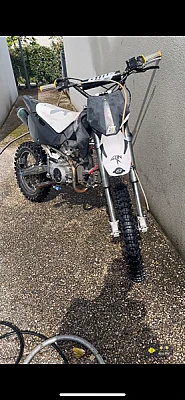 KAWASAKI KLX