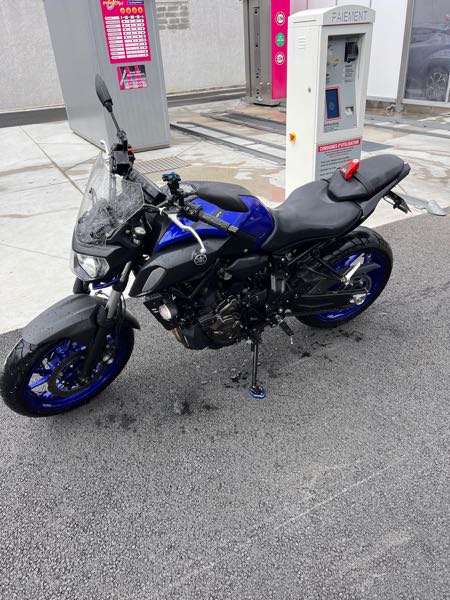 YAMAHA MT 07 A2