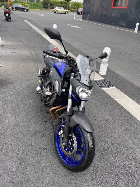 YAMAHA MT 07 A2