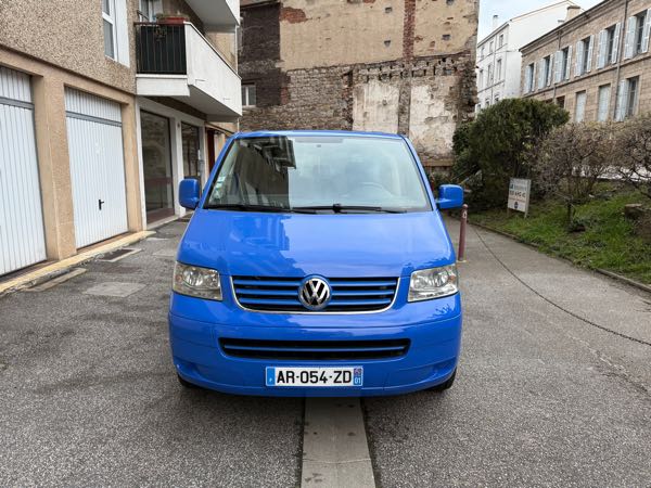 Volkswagen Multivan V 2.5 TDI 130 CONFORT 7PL