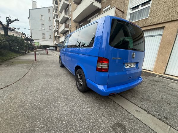 Volkswagen Multivan V 2.5 TDI 130 CONFORT 7PL