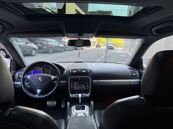 Porsche Cayenne 4.8 V8 405 GTS TIPTRONIC S