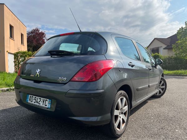 Peugeot 308 (2) 1.6 E-HDI FAP 112 ACTIVE