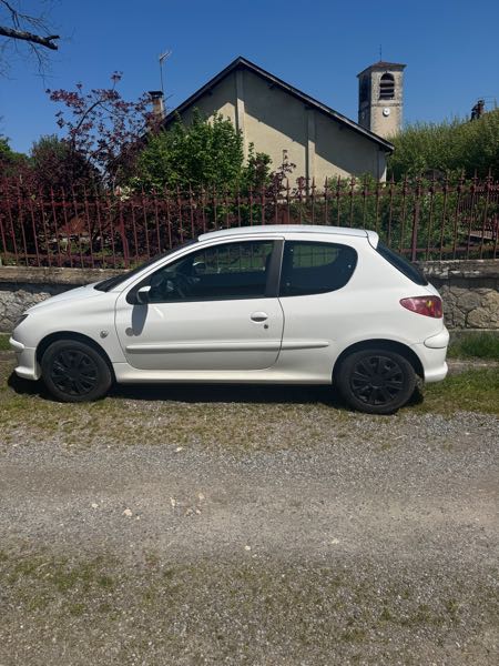 Peugeot 206 (2) 1.4 HDI 70 STYLE 3P