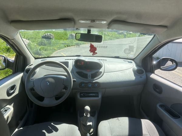 Renault Twingo II (2) 1.2 LEV 16V 75 LIFE ECO2