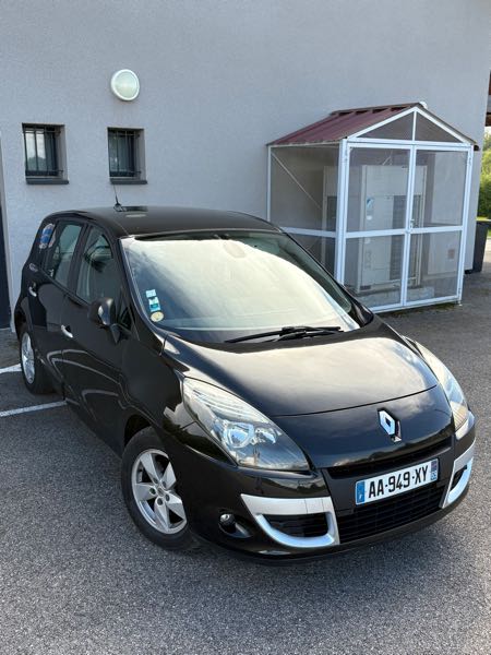 Renault Scenic III 1.9 DCI 130 FAP EXPRESSION