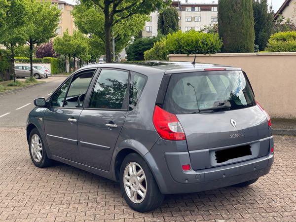Renault Scenic III 1.9 DCI 130 ALYUM