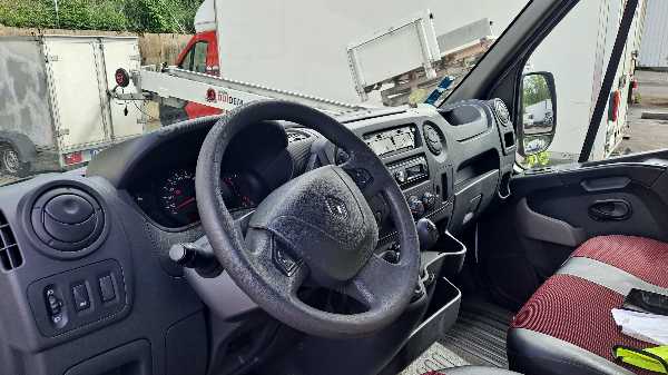 Renault Master III (2) MASTER FOURGON TRACTION F3500 L2H3 ENER