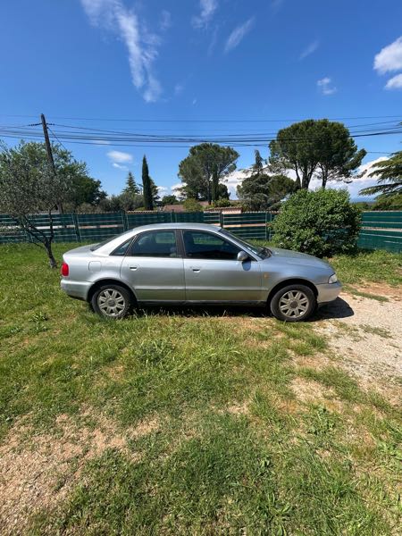 Audi A4 1.6 PACK CLIM