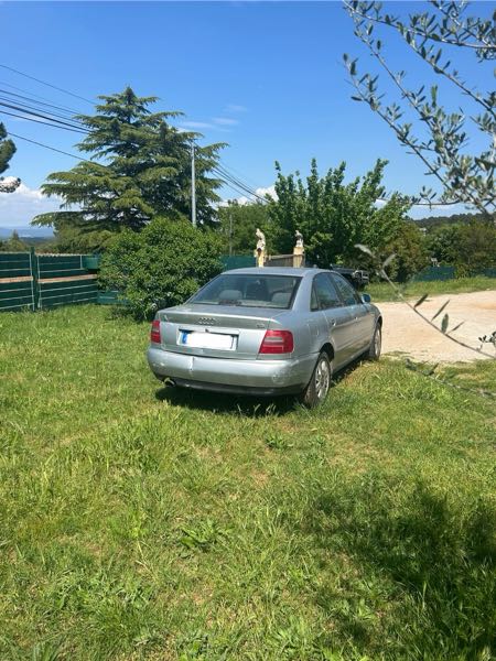 Audi A4 1.6 PACK CLIM
