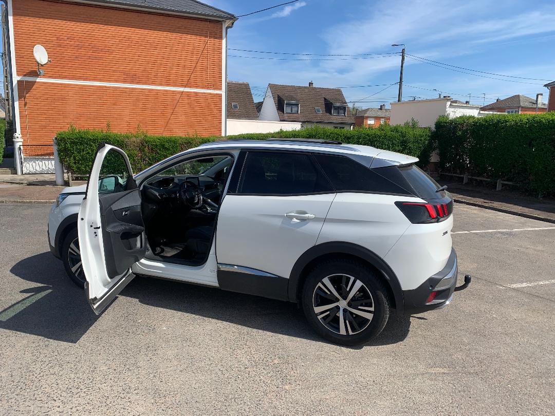 Peugeot 3008 II (2) 1.2 PURETECH 130 S&amp;S ALLURE EAT8 équipé éthanol