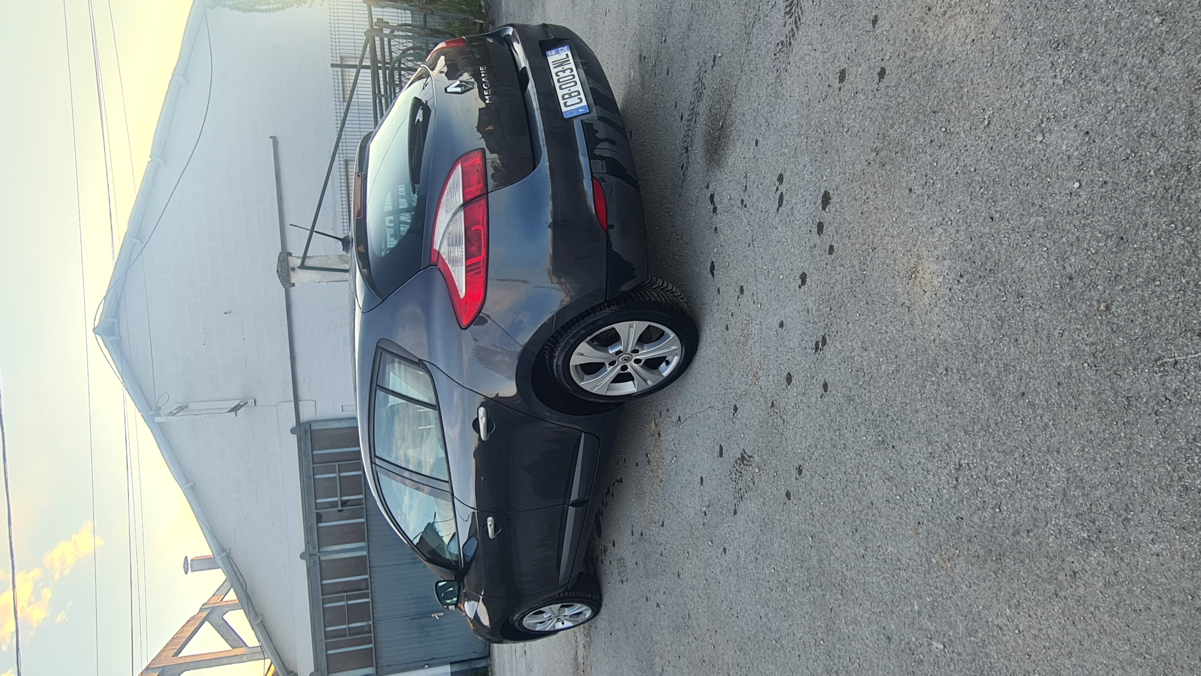 Renault Megane III (2) 1.5 DCI 110 CV HATCHBACK