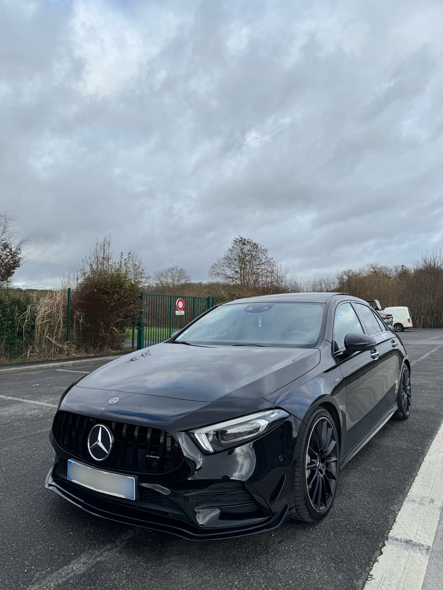 Mercedes-Benz Classe A IV 35 MERCEDES-AMG 7G-DCT SPEEDSHIFT AMG 4MATIC
