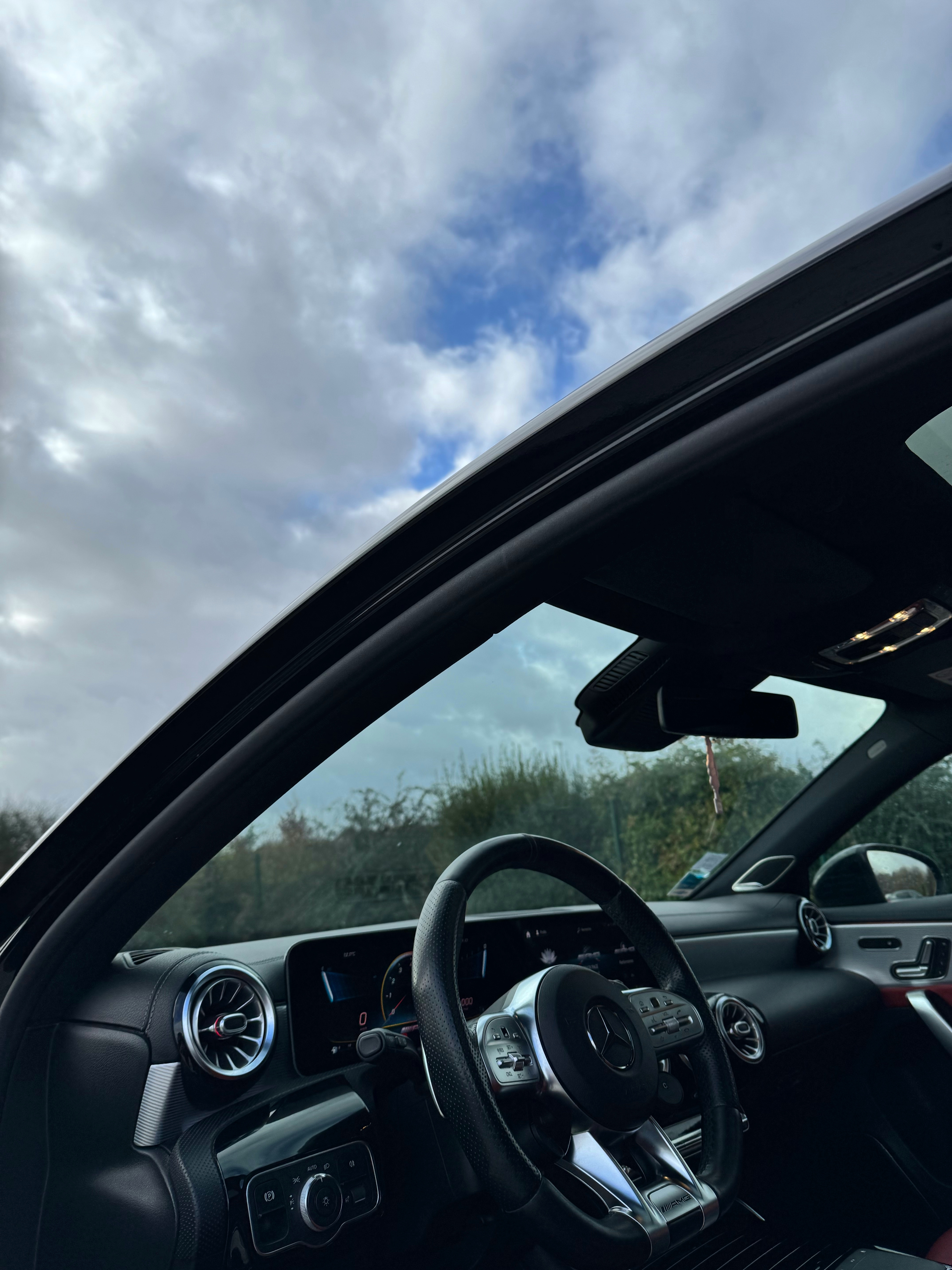 Mercedes-Benz Classe A IV 35 MERCEDES-AMG 7G-DCT SPEEDSHIFT AMG 4MATIC