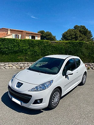 Peugeot 207+ 1.4 ESSENCE 3P