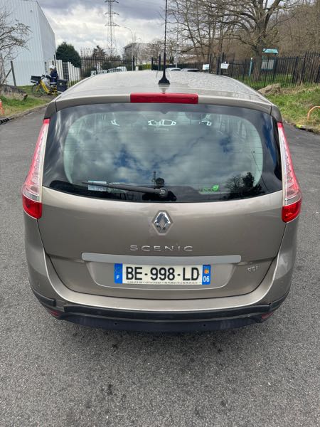 Renault Scenic III (3) 1.5 DCI 110 DYNAMIQUE