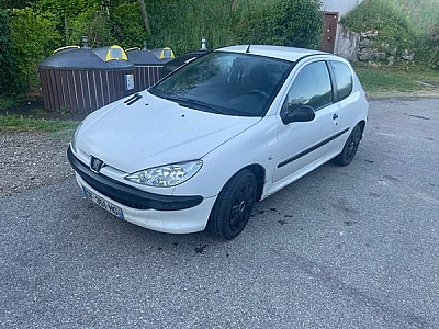 Peugeot 206 (2) 1.4 HDI POP ART 3P