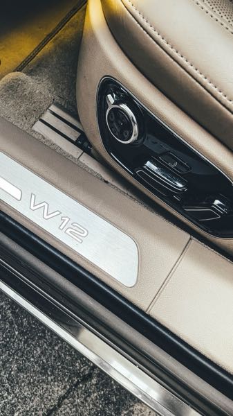 Audi A8 L 6.3 W12 TFSI 500 QUATTRO TIPTRONIC