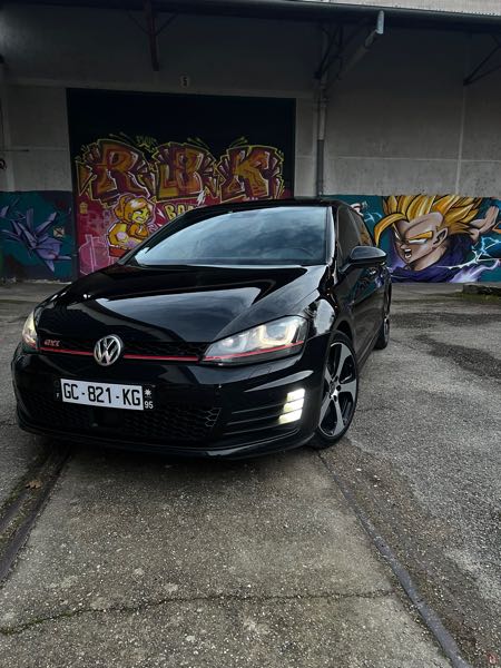 Volkswagen Golf VII 2.0 TSI230 BLUEMOTION TECHNOLOGY GTI PERFORMANCE DSG6 5P