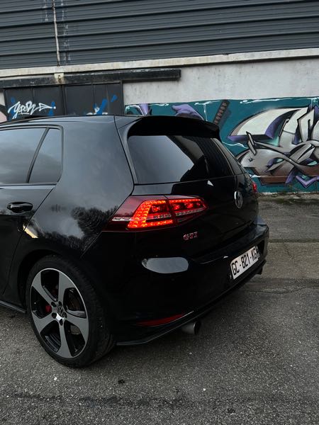 Volkswagen Golf VII 2.0 TSI230 BLUEMOTION TECHNOLOGY GTI PERFORMANCE DSG6 5P
