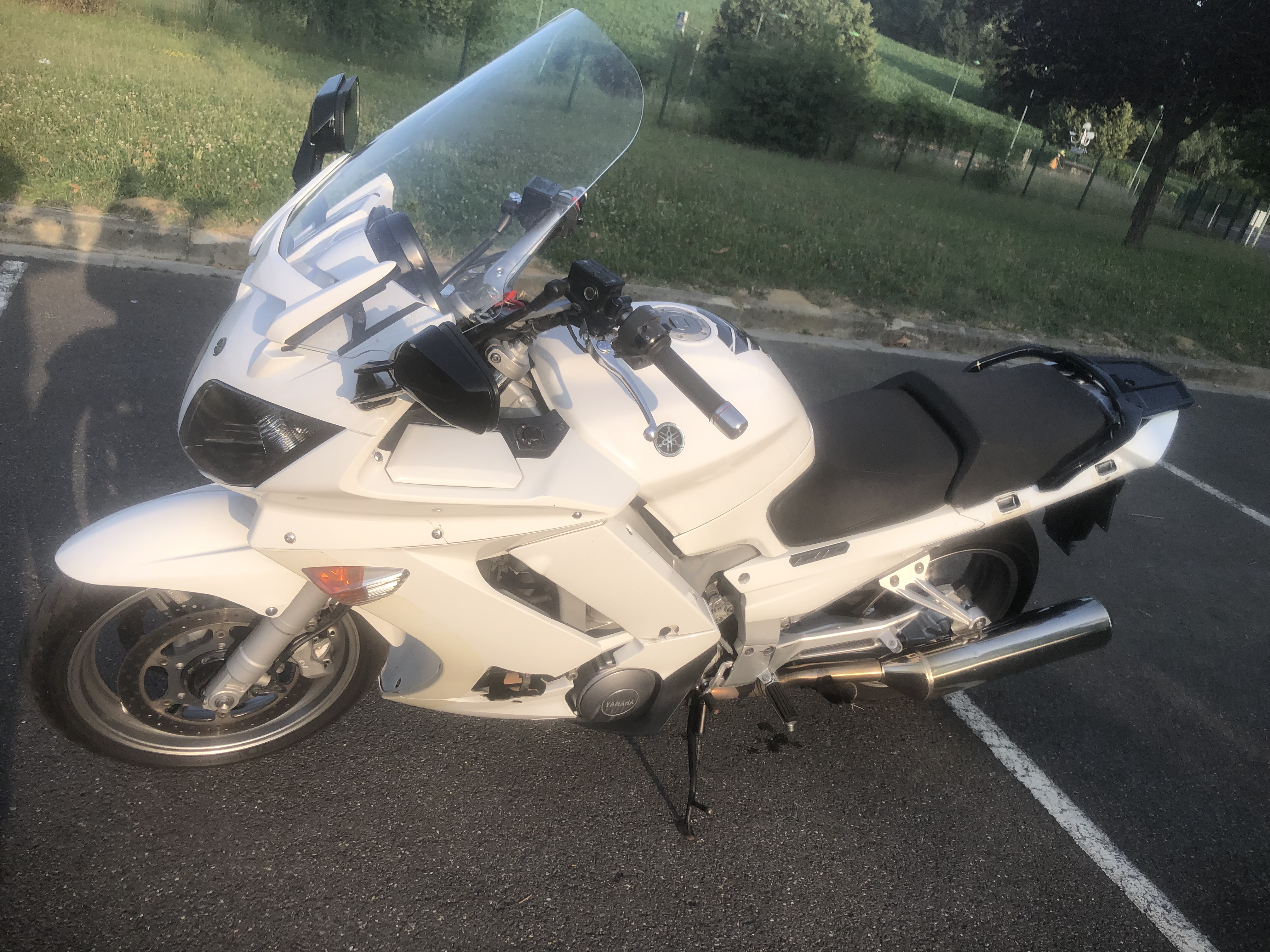 YAMAHA FJR ABS