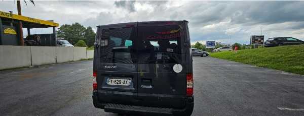 Ford Transit ford transit 2.2 tdci 9places ct ok moins de 6mois