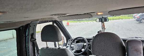 Ford Transit ford transit 2.2 tdci 9places ct ok moins de 6mois