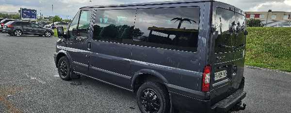 Ford Transit ford transit 2.2 tdci 9places ct ok moins de 6mois