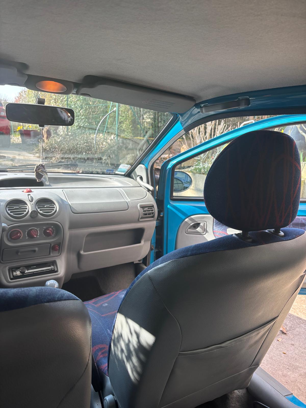 Renault Twingo II 1.2 60