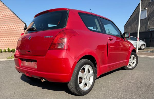 Suzuki Swift II 1.3 VVT 92 GLX 3P