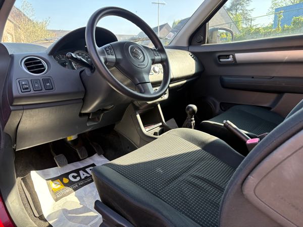 Suzuki Swift II 1.3 VVT 92 GLX 3P