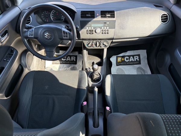 Suzuki Swift II 1.3 VVT 92 GLX 3P