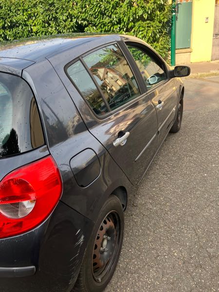 Renault Clio III 1.4 16V 100 DYNAMIQUE 5P