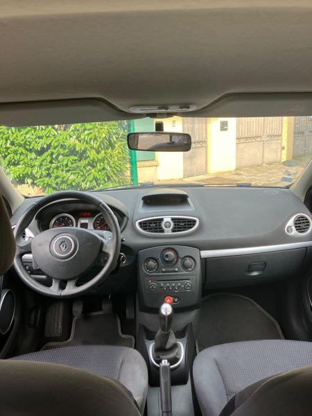 Renault Clio III 1.4 16V 100 DYNAMIQUE 5P