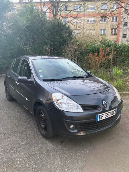 Renault Clio III 1.4 16V 100 DYNAMIQUE 5P