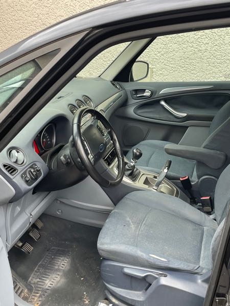 Ford Galaxy II 1.8 TDCI 125 GHIA