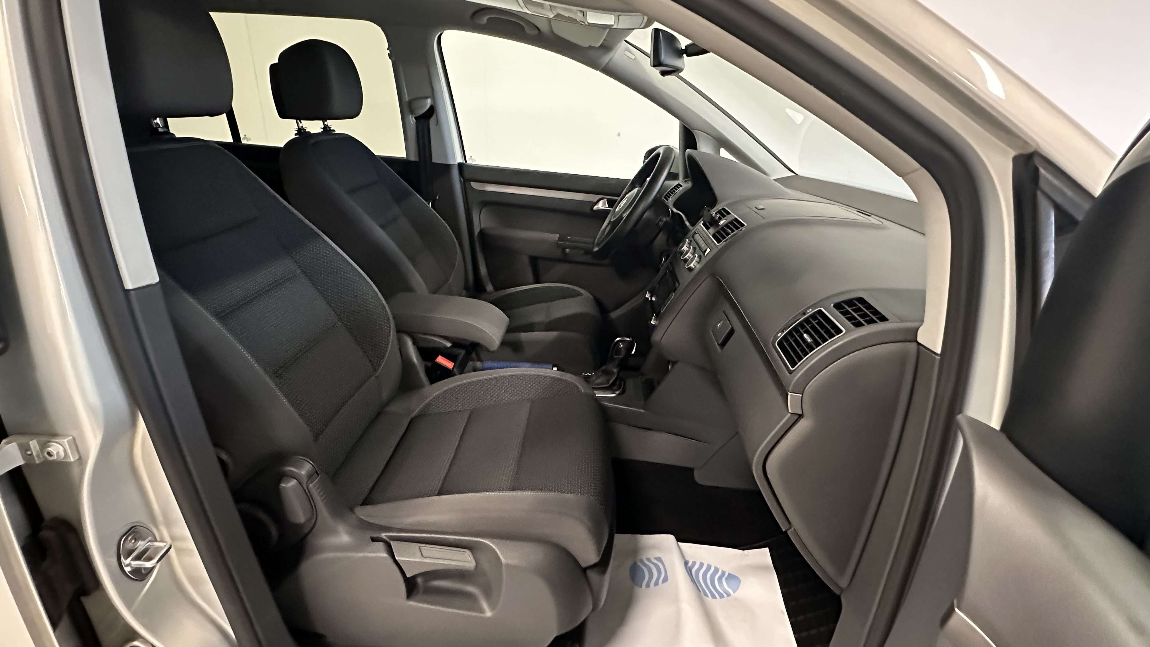 Volkswagen Touran 1.4 TSI BOITE AUTO 5PLACES CLIM CRUISE CAMERA