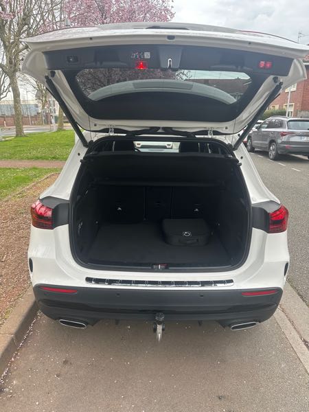 Mercedes-Benz Gla Mercedes GLA 250e AMG LINE