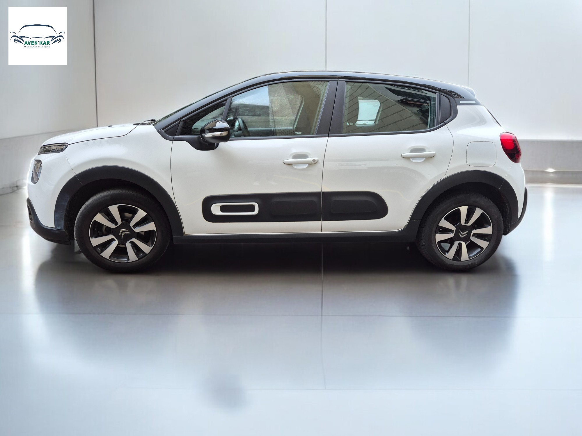 Citroen C3 III (2) 1.5 BLUEHDI 100 S&amp;S SHINE BV6