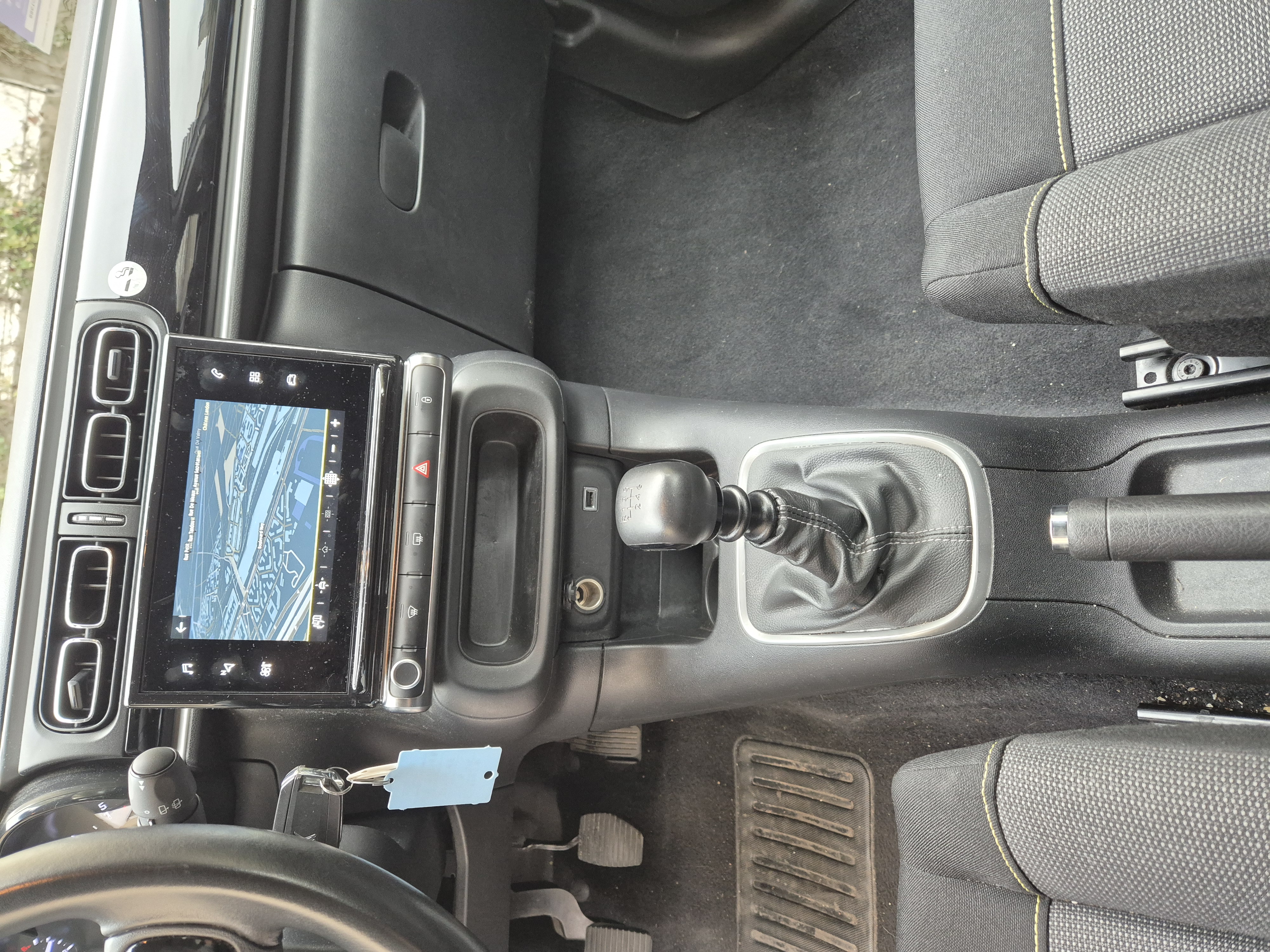 Citroen C3 III (2) 1.5 BLUEHDI 100 S&amp;S SHINE BV6
