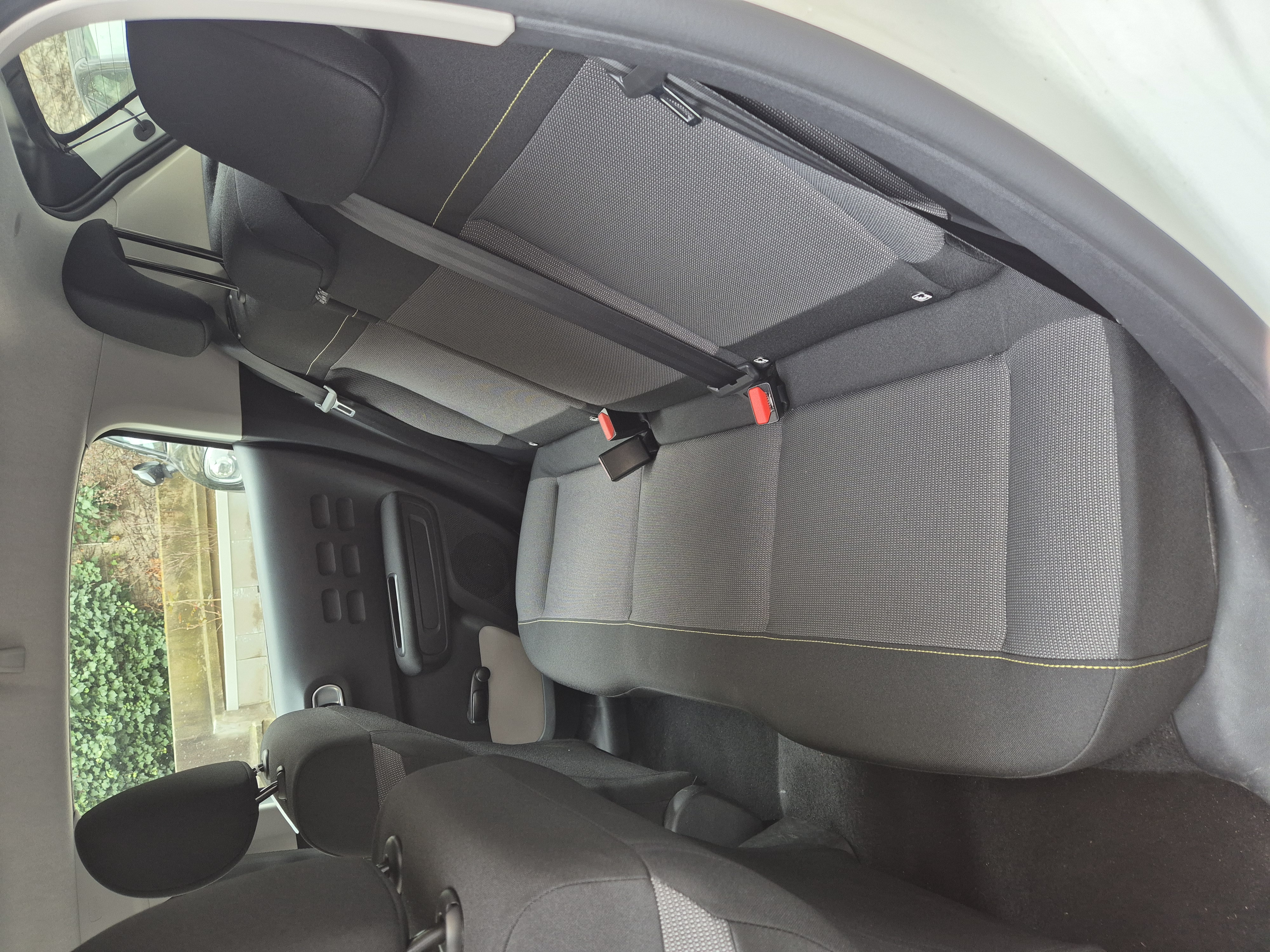 Citroen C3 III (2) 1.5 BLUEHDI 100 S&amp;S SHINE BV6
