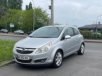 Opel Corsa IV 1.4 TWINPORT COSMO 3P