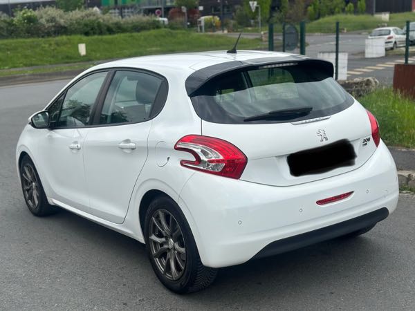 Peugeot 208 1.6 E-HDI FAP 92 AFFAIRE PACK CD CLIM