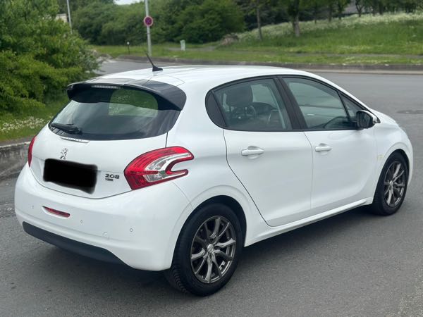 Peugeot 208 1.6 E-HDI FAP 92 AFFAIRE PACK CD CLIM