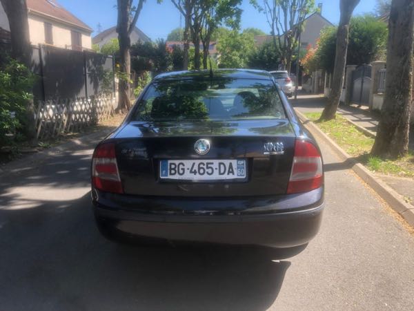 Skoda Superb 1.9 TDI 130 AMBIENTE