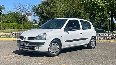 Renault Clio II (2) 1.2 AUTHENTIQUE 3P
