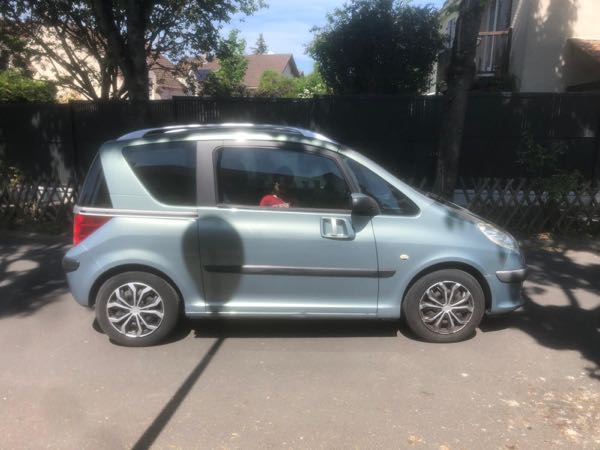 Peugeot 1007 Peugeot 1007 (1.4HDI faible km